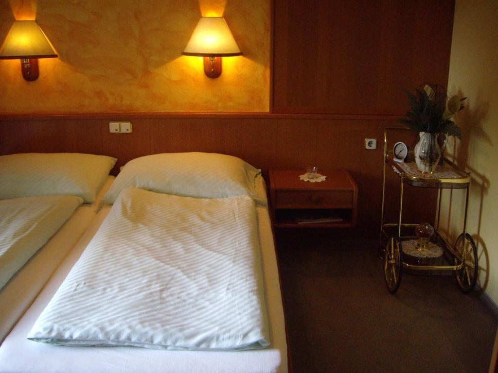 Hotel Pension Stadlhuber Aktivpark Кремсмюнстер Екстер'єр фото
